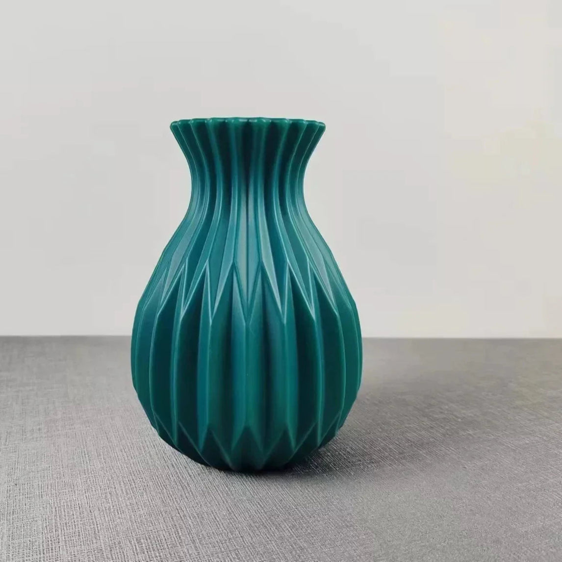 Modern Style Flower Vase